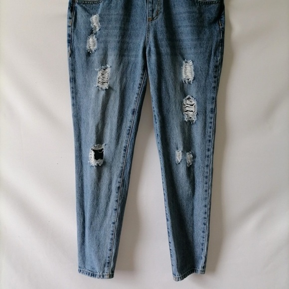 Forever 21 ripped denim overalls in light blue | size 30 | NEW - Picture 7 of 11